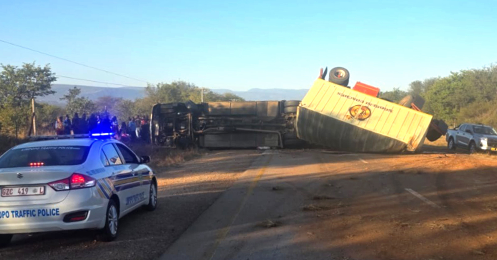 N1 north traffic severely affected by early-morning bus accident