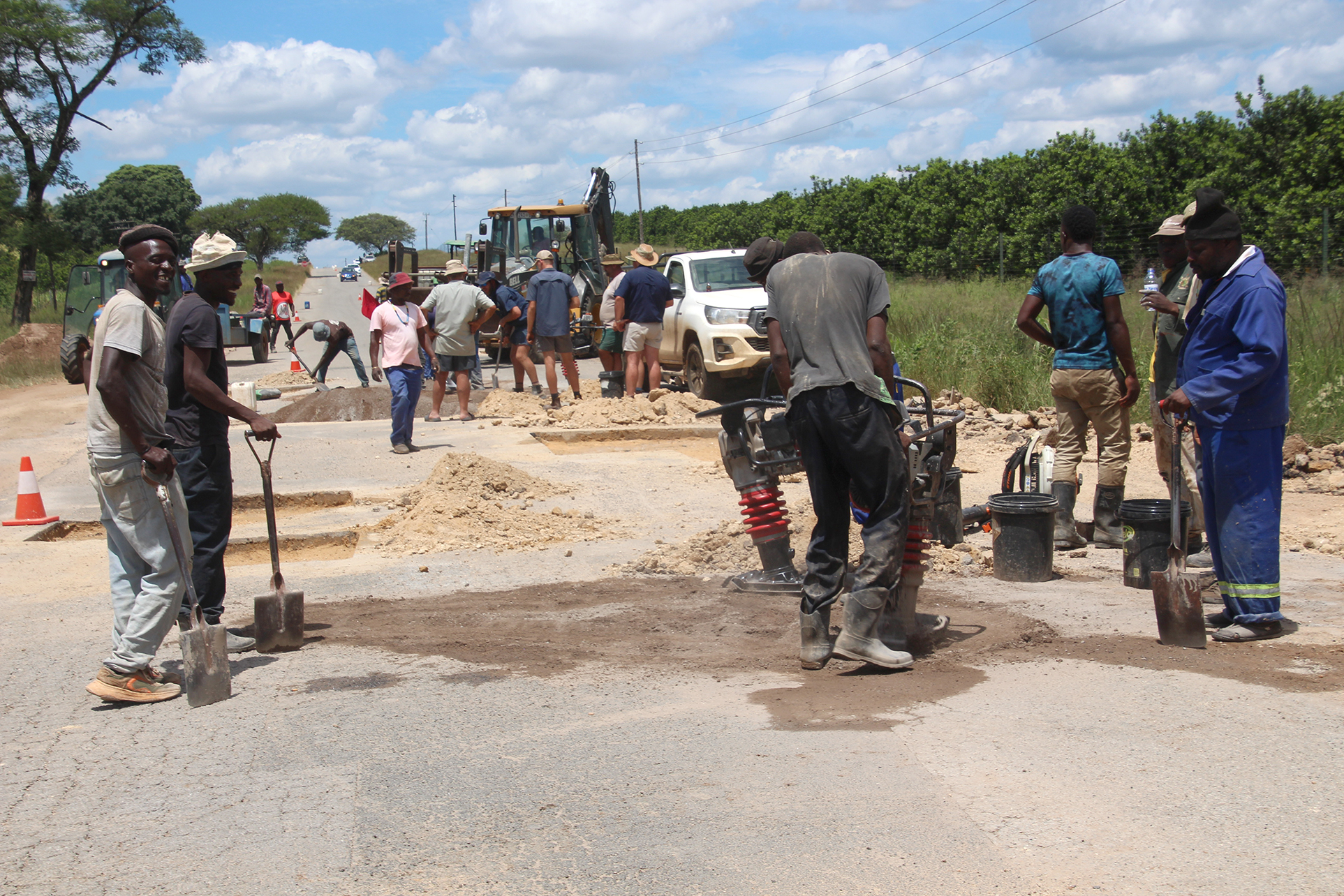 Levubu farmers opt to rather fix D4 themselves than wait for RAL