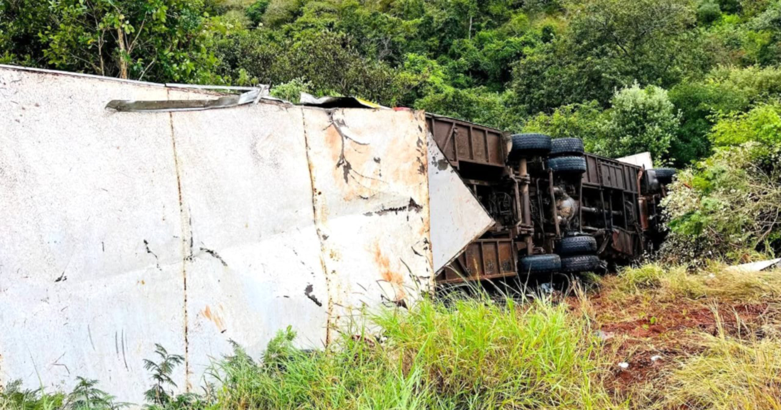 N1 closed to allow bus accident recovery