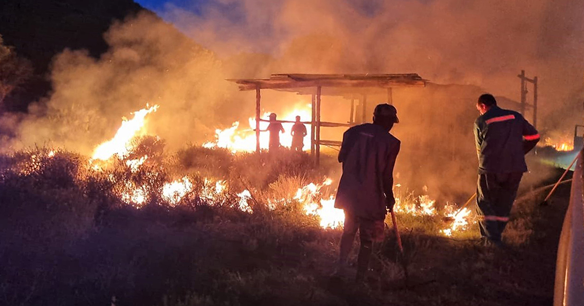 Massive fire unites community in fight