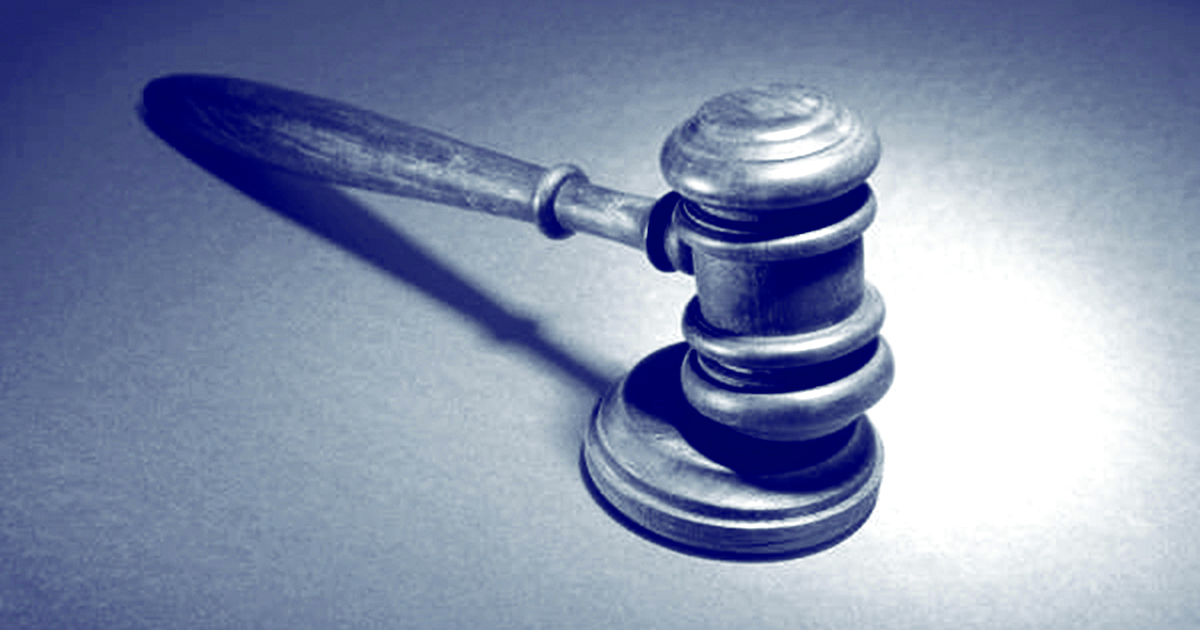 Gesteelde hoenderporsies lei tot kriminele rekord vir twee