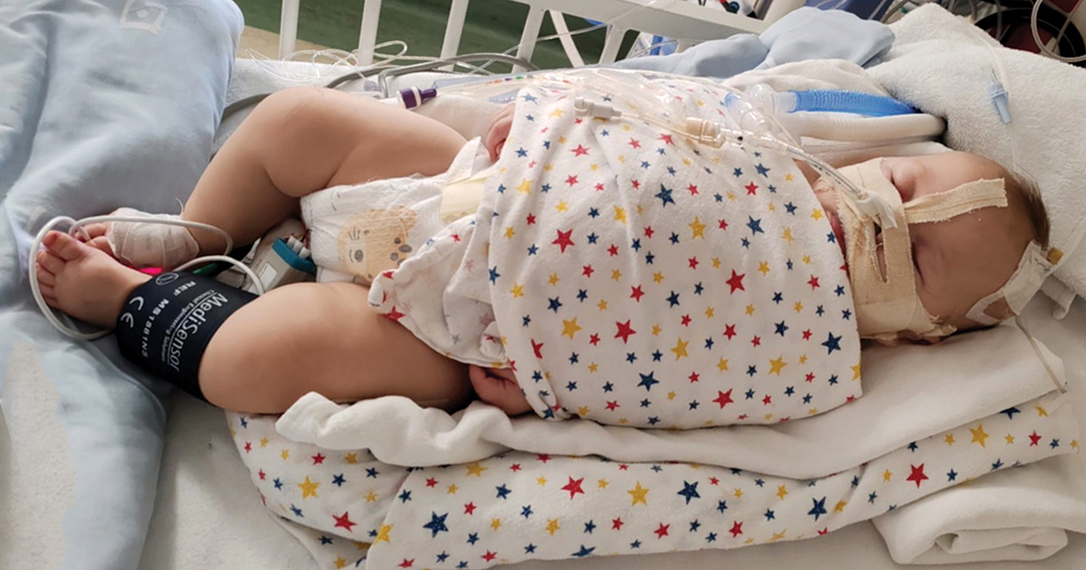 'Help asseblief om ons babadogtertjie aan die lewe te hou'