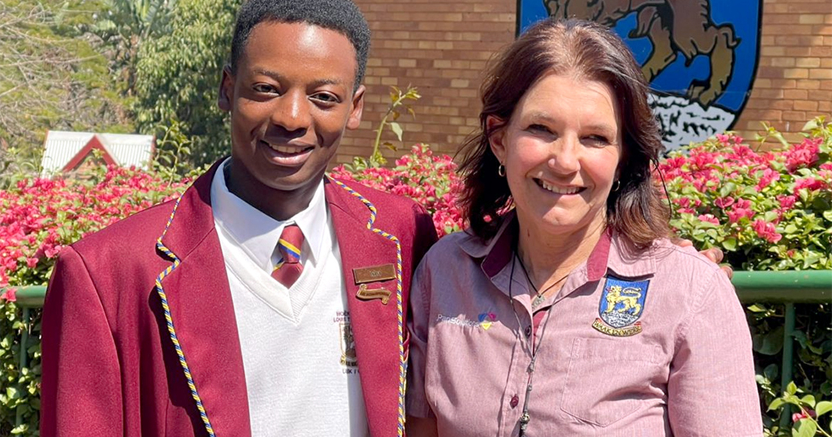 Learners honour beloved teacher, touching hearts across social media